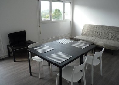 Renting rooms by the month in Brest