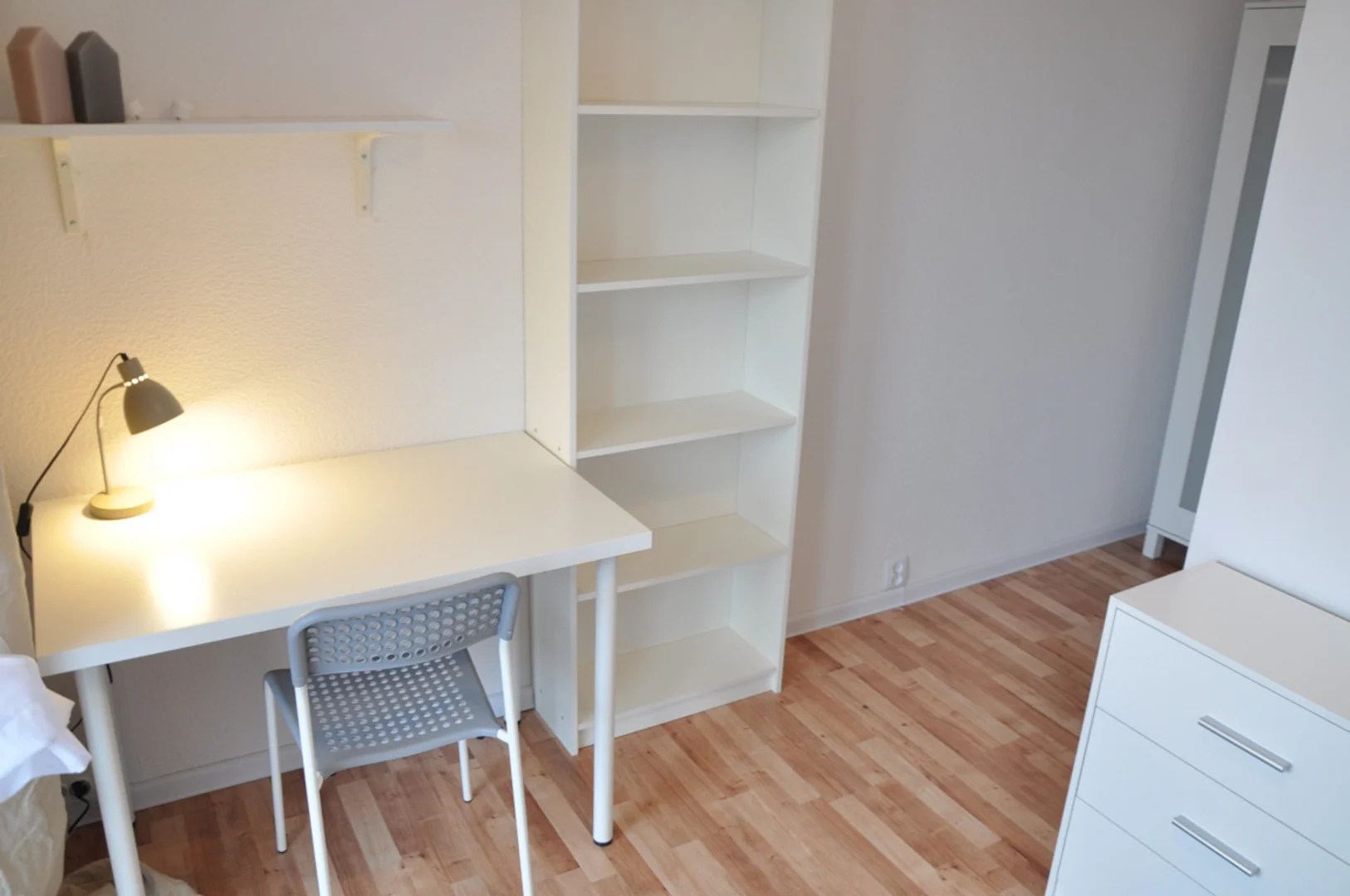Habitación para estudiantes en  con modernas comodidades