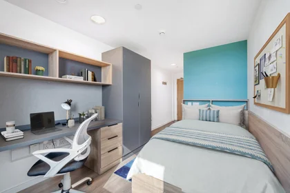 Privatzimmer im Wohnheim in der Alliot House, 4 Forest Road, Walthamstow, London, E17 6JJ United Kingdom, bild 1 von 25