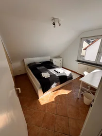 Stanza privata in Hohenbergstraße, immagine 1 di 10