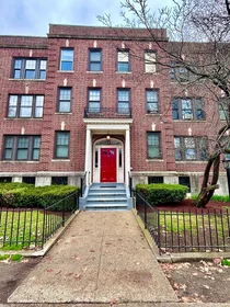 Gesamte Unterkunft im Wohnheim in der 20, Jamaicaway, Unit 9, Jamaica Plain, Boston, MA, 02130, bild 5 von 10
