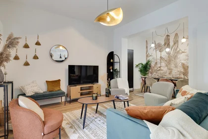 Habitación privada en 12 rue Frantz Despagnet, imagen 1 de 10