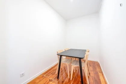 Privatzimmer in der Escadinhas da Saúde, bild 10 von 15