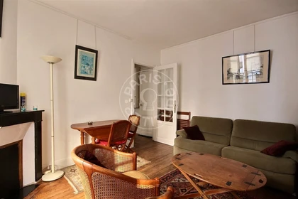 Entire apartment at Rue des Feuillantines, image 1 of 16