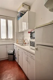 Entire apartment at Rue des Feuillantines, image 8 of 16