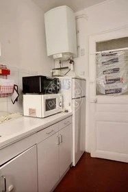 Entire apartment at Rue des Feuillantines, image 9 of 16