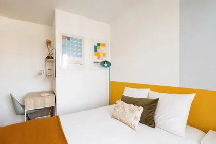 Habitación privada en 10 rue de Bailly, imagen 2 de 15