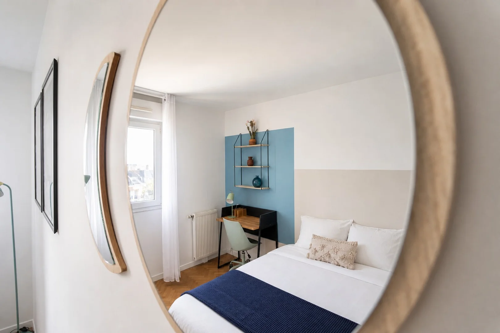 Budget-friendly student room close to campus in 