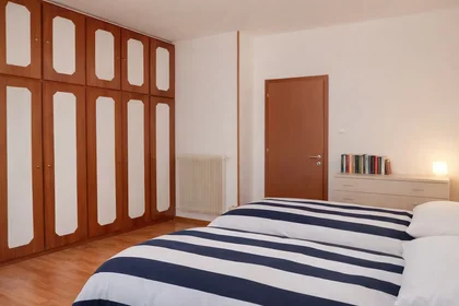 Shared room at Via 24 Maggio 1915, , image 1 of 9