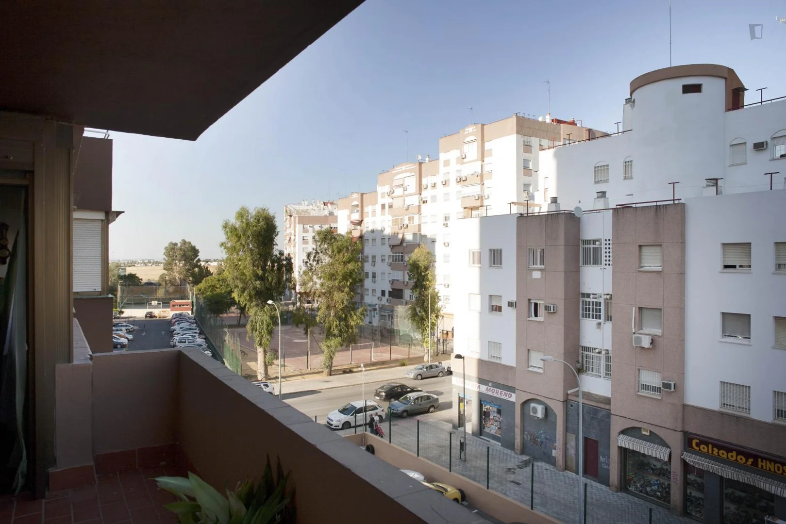 Quarto para alugar em apartamento de estudantes em , totalmente mobilado