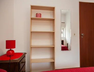Özel oda konumu Avenida Fernando Namora, 5 17 görüntüsü