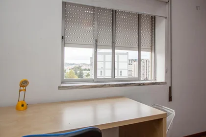 Privatzimmer in der Avenida Fernando Namora, bild 4 von 17