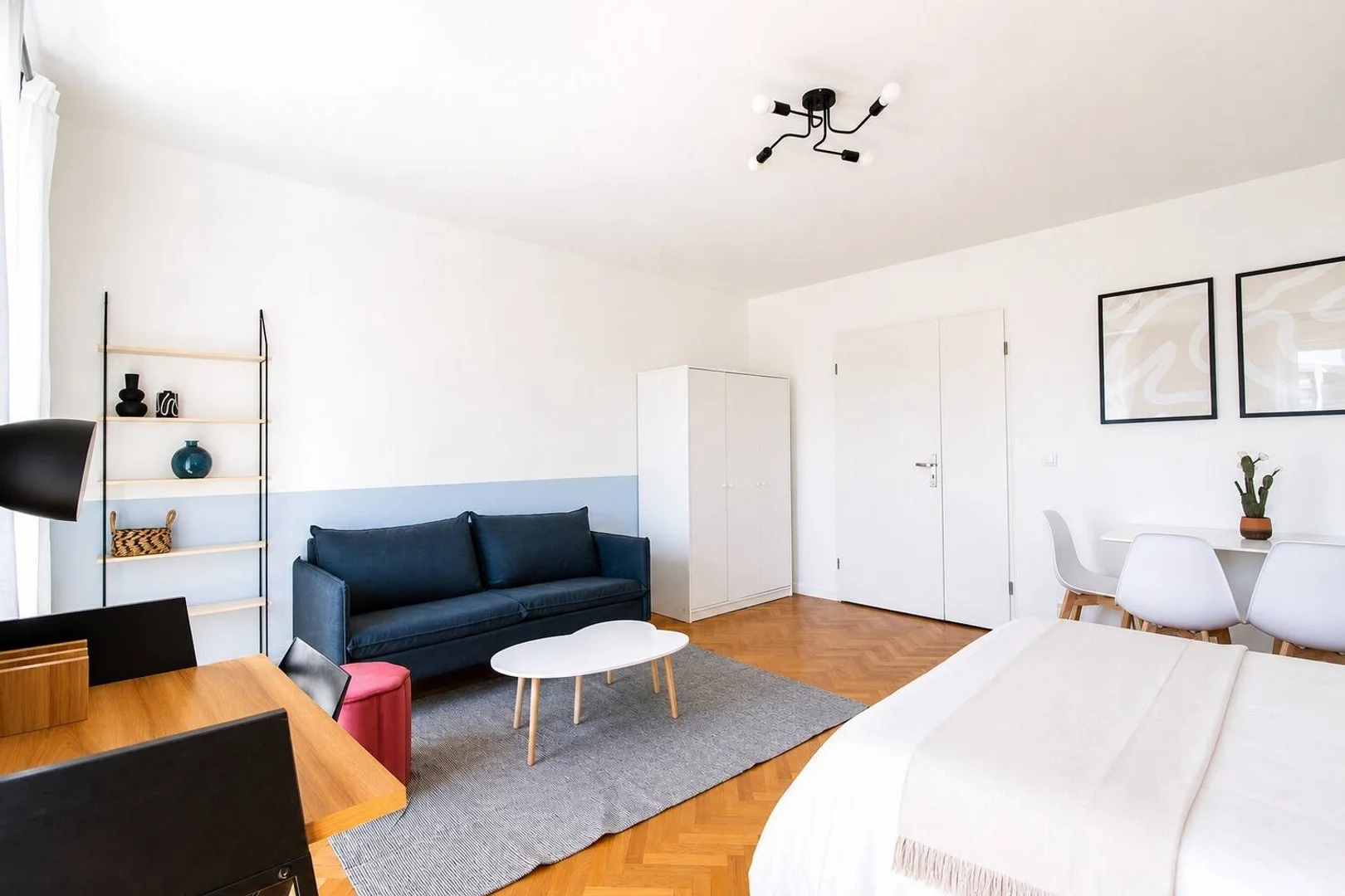 Chambre à louer dans un appartement d'étudiant à , entièrement meublée