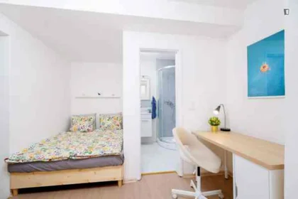 Alojamiento entero en Čerčanská, imagen 1 de 7