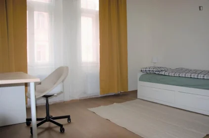 Quarto privado em Sokolská, imagem 1 de 7