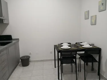 Quarto privado em Rua Francisco dos Anjos Diniz, imagem 11 de 16