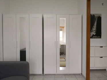 Quarto privado em Rua Francisco dos Anjos Diniz, imagem 3 de 16