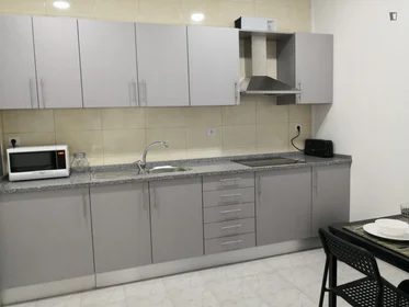 Quarto privado em Rua Francisco dos Anjos Diniz, imagem 8 de 16