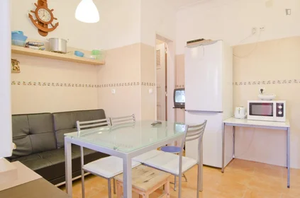 Privatzimmer in der Praça Aniceto do Rosário, bild 4 von 18