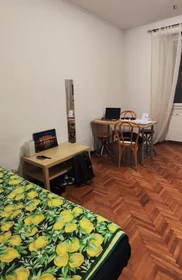 Quarto privado em Via Carlo Marochetti, imagem 3 de 15