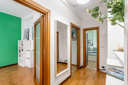 Habitación privada en Via Tavazzano, imagen 12 de 14