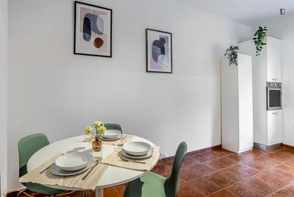 Habitación privada en Via Tavazzano, imagen 7 de 14