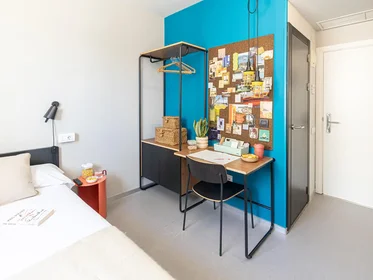 Habitación privada en residencia en C/ de Sancho de Ávila, 22, imagen 2 de 16