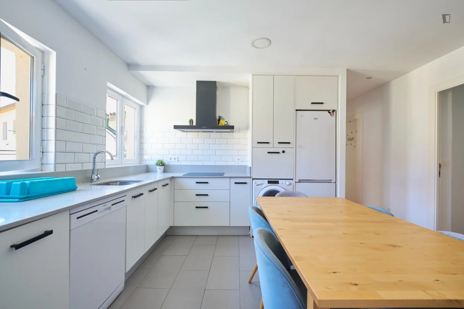 Habitación asequible para estudiantes con buena iluminación en 