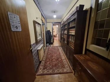 Private room at Gran Via de les Corts Catalanes, Eixample, image 3 of 8