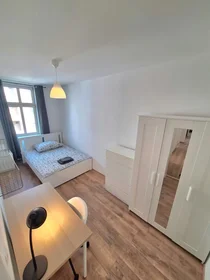 Privatzimmer in der Klosterneuburger Straße, Brigittenau, bild 1 von 10