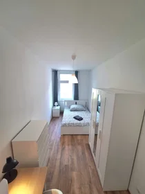 Privatzimmer in der Klosterneuburger Straße, Brigittenau, bild 1 von 10