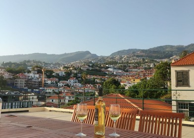 Madeira de çift kişilik yataklı kiralık oda