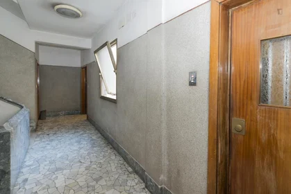 Chambre privée à Via Laurentina, image 18 de 20