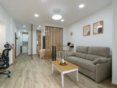 Całe miejsce Calle Prudencio Morales 10, obraz 13 35