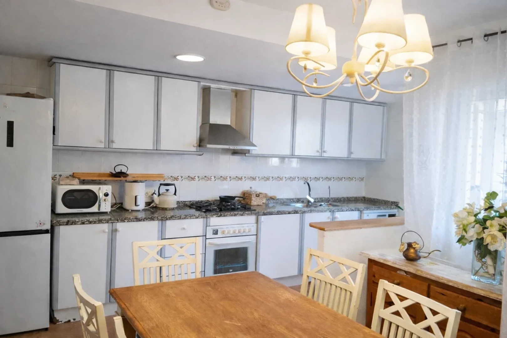 Habitación para estudiantes en  con modernas comodidades