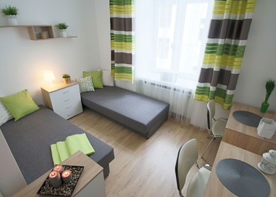 Quarto para alugar num apartamento partilhado em Lódz