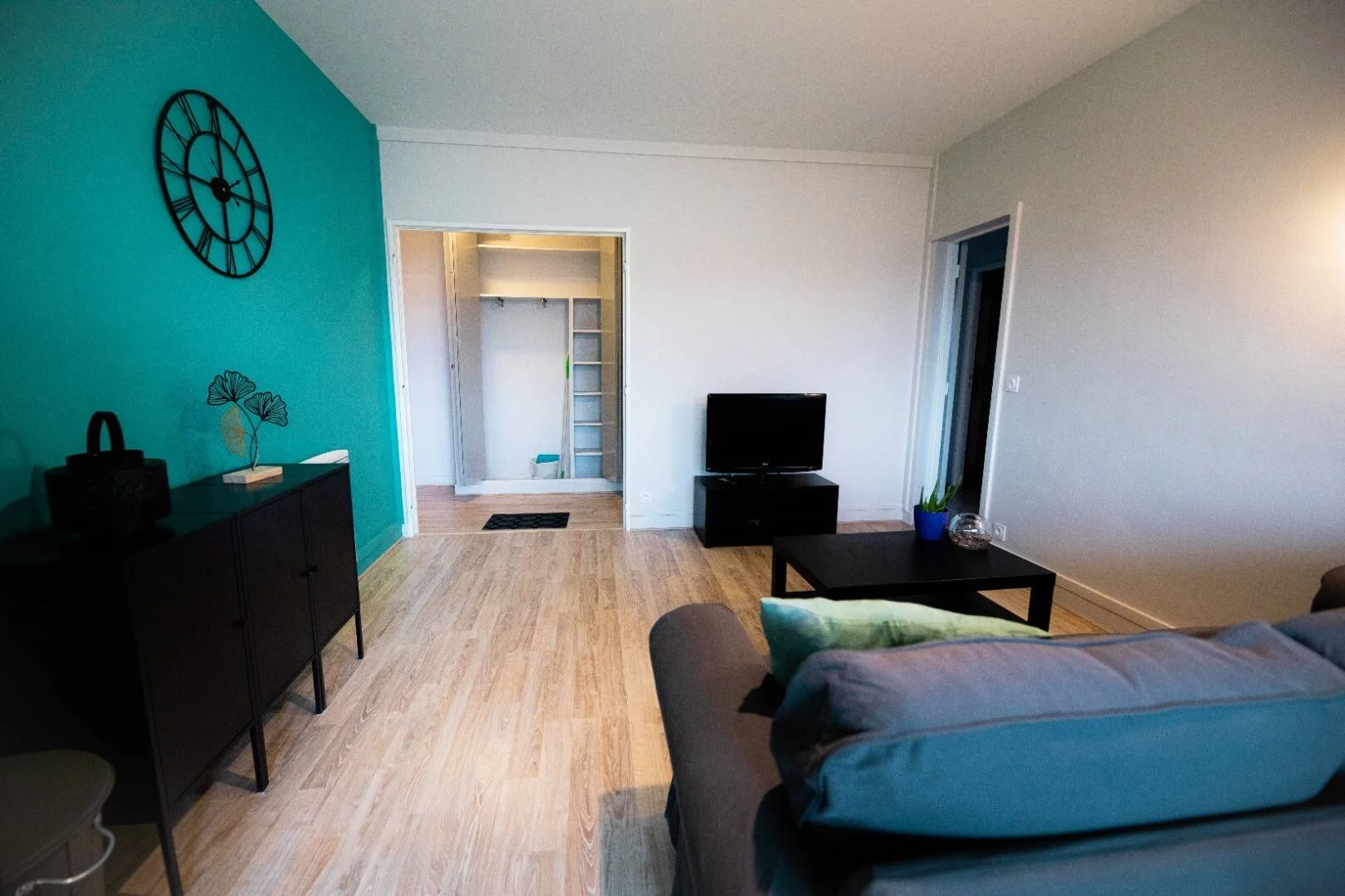 Cozy room for students available in 