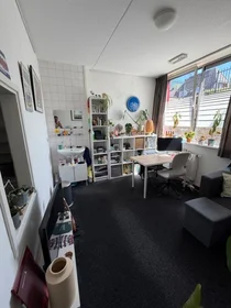 Private room at van Peltlaan, image 1 of 9