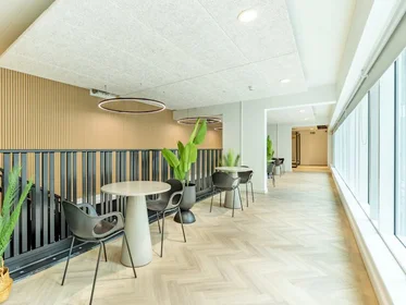 Monolocale in residence in 15-25 Talbot Square, Tyburnia, London W2 1TR, United Kingdom, immagine 13 di 21