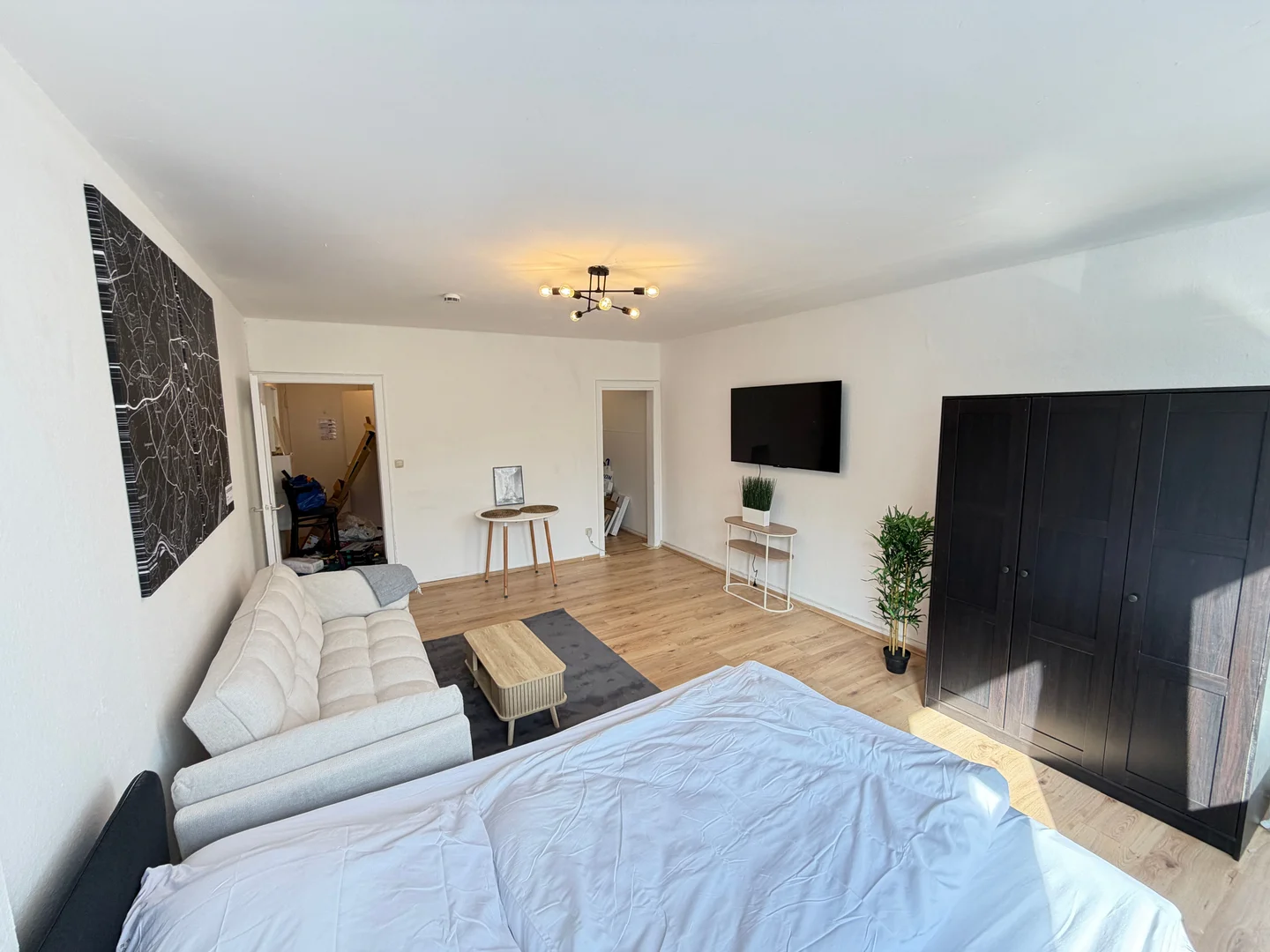 Bezahlbares Zimmer für Studenten mit ausreichender Beleuchtung in 