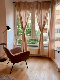 Apartamento inteiro em Mundenheimer Straße, imagem 2 de 13