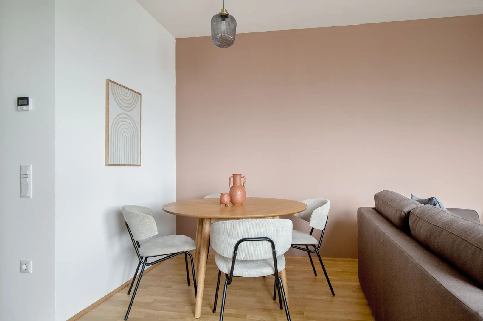 Zimmer in Studentenwohnung in  zu vermieten, voll möbliert