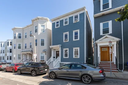 Alojamiento entero en residencia en 40, Woodward St., Unit 1, South Boston, Boston, MA, 02127, imagen 16 de 25