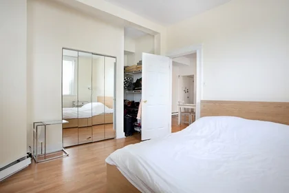Gesamte Unterkunft im Wohnheim in der 1625, Commonwealth Ave., Unit 1, Brighton, Boston, MA, 02135, bild 10 von 15