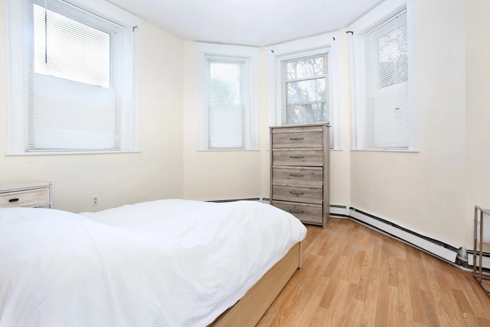 1625, Commonwealth Ave., Unit 1, Brighton, Boston, MA, 02135