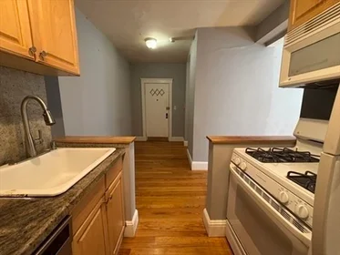 Entire place in residence at 2001, Commonwealth Ave., Unit 2, Brighton, Boston, MA, 02135, image 16 of 18