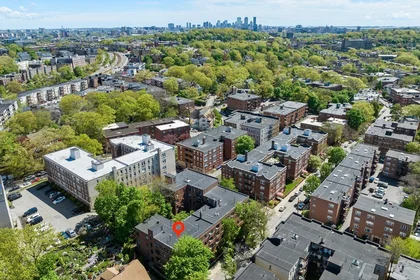 Alojamiento entero en residencia en 97, Strathmore Rd., Unit 2, Brighton, Boston, MA, 02135, imagen 11 de 11