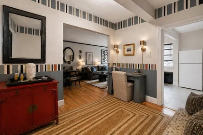 Alojamiento entero en residencia en 97, Strathmore Rd., Unit 2, Brighton, Boston, MA, 02135, imagen 5 de 11