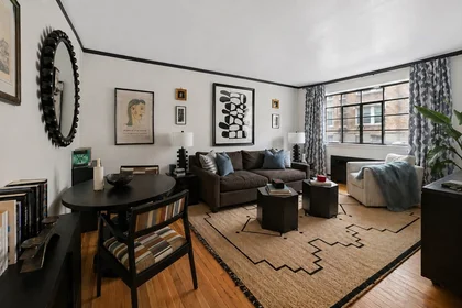 Alojamiento entero en residencia en 97, Strathmore Rd., Unit 2, Brighton, Boston, MA, 02135, imagen 9 de 11