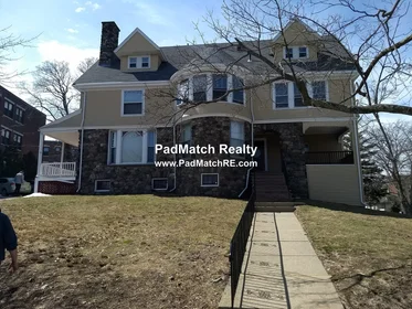 Entire place at 14, Chiswick, Unit 3, Brighton, Boston, MA, 02135, image 1 of 1